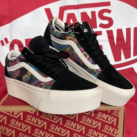 Vans Old Skool
Paisley Bloom Black
VNOA7Q5MBLK
WMNS Platforms - sneakers - Picture 5 of 16
